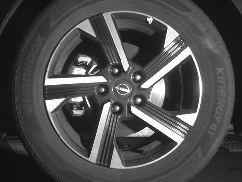 Used 2025 Nissan Sentra SV image 12