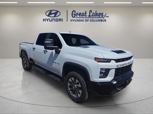 Used 2022 Chevrolet Silverado 2500 Custom w/ Custom Value Package AWD/4WD image 7
