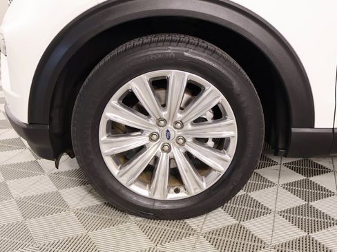 Used 2020 Ford Explorer Limited w/ Class III Trailer Tow Package image 20