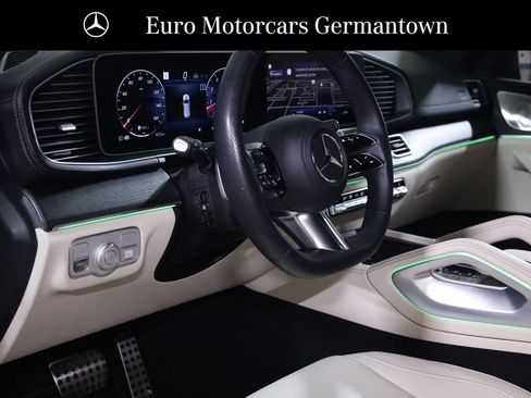 Used 2025 Mercedes-Benz GLS 450 4MATIC w/ AMG Line Exterior image 35