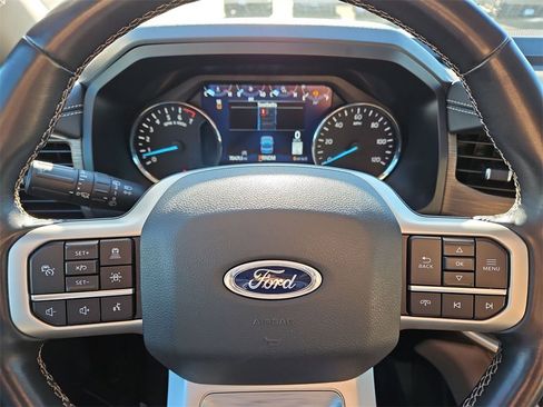 Used 2024 Ford Expedition Max Limited image 11