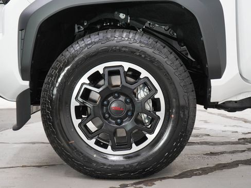 Used 2026 Toyota Tacoma TRD Off-Road AWD/4WD image 29