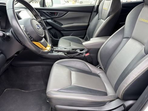 Used 2021 Subaru Crosstrek 2.5i Sport w/ Moonroof Package image 9