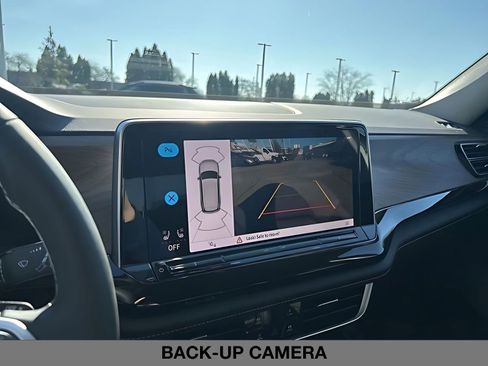 New 2026 Volkswagen Atlas SE image 34