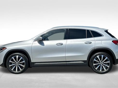 Certified 2023 Mercedes-Benz GLA 250 4MATIC image 8
