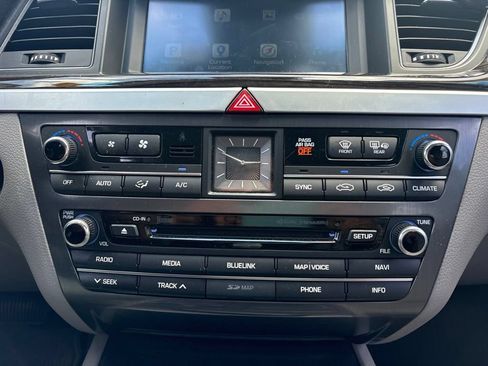 Used 2015 Hyundai Genesis 3.8 w/ Option Group 02 RWD image 21