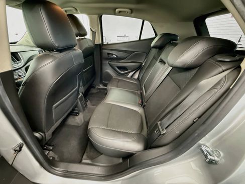 Used 2022 Buick Encore Preferred w/ Safety Package FWD image 26