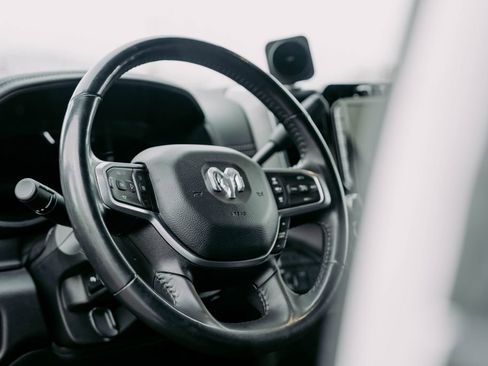 Used 2024 RAM 3500 Laramie w/ Night Edition image 20