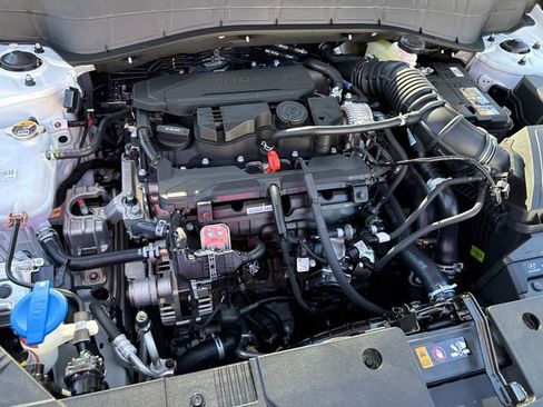 New 2026 Hyundai Kona SEL Premium image 12