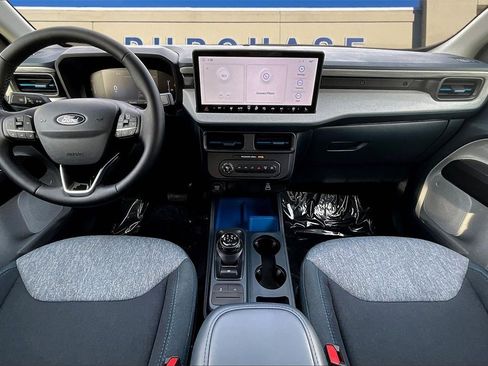 New 2025 Ford Maverick XLT w/ XLT Luxury Package image 5