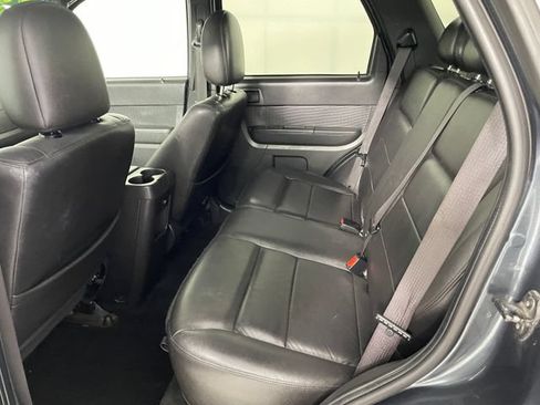 Used 2009 Ford Escape XLT AWD/4WD image 16