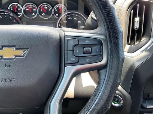 Used 2022 Chevrolet Silverado 1500 LT w/ Convenience Package II RWD image 25