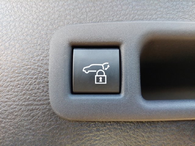 Used 2026 Toyota Sienna Limited AWD/4WD image 43