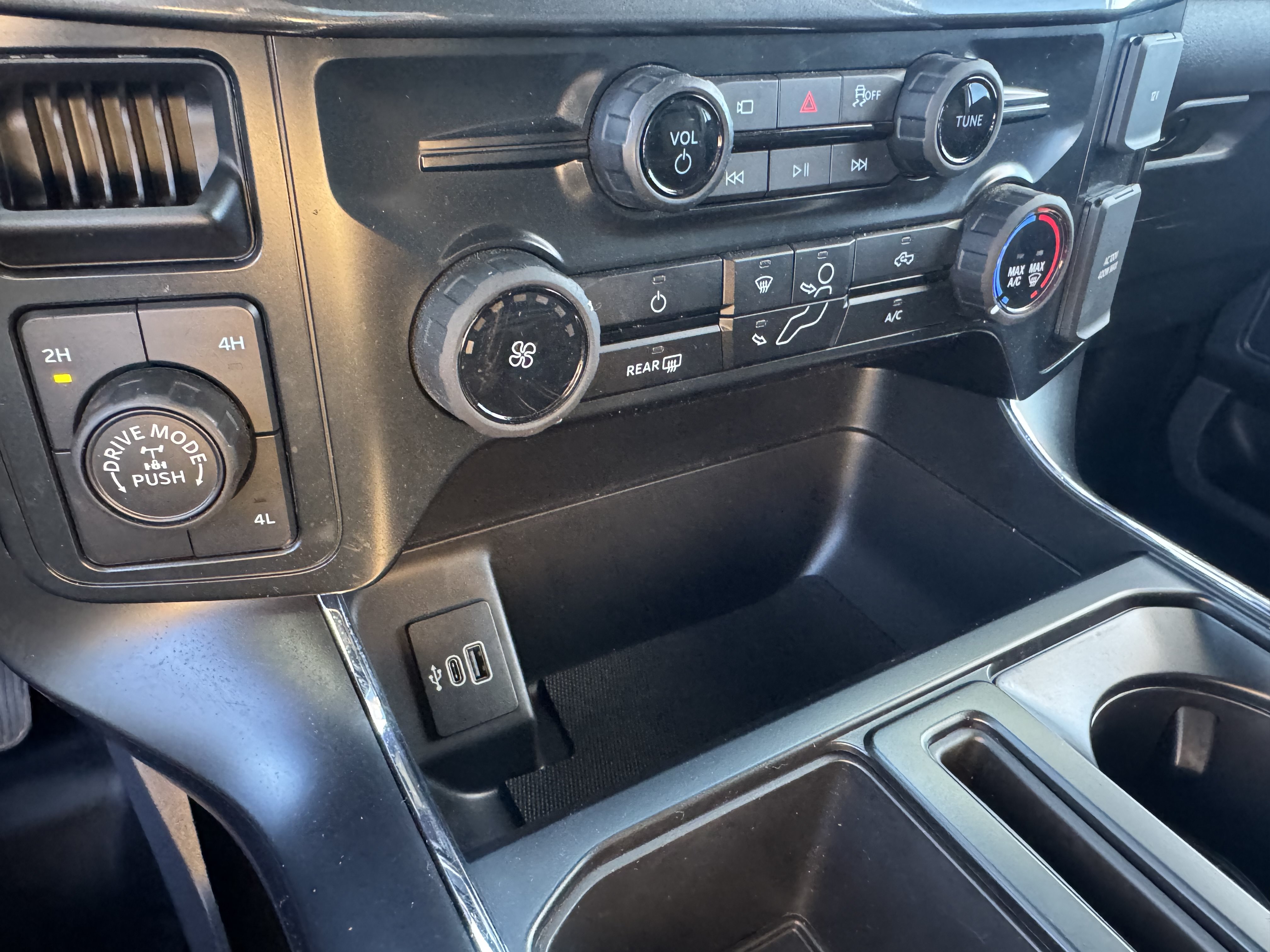 Used 2025 Ford F150 STX w/ Equipment Group 200A AWD/4WD image 16