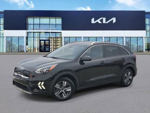 Certified 2022 Kia Niro LXS image 1