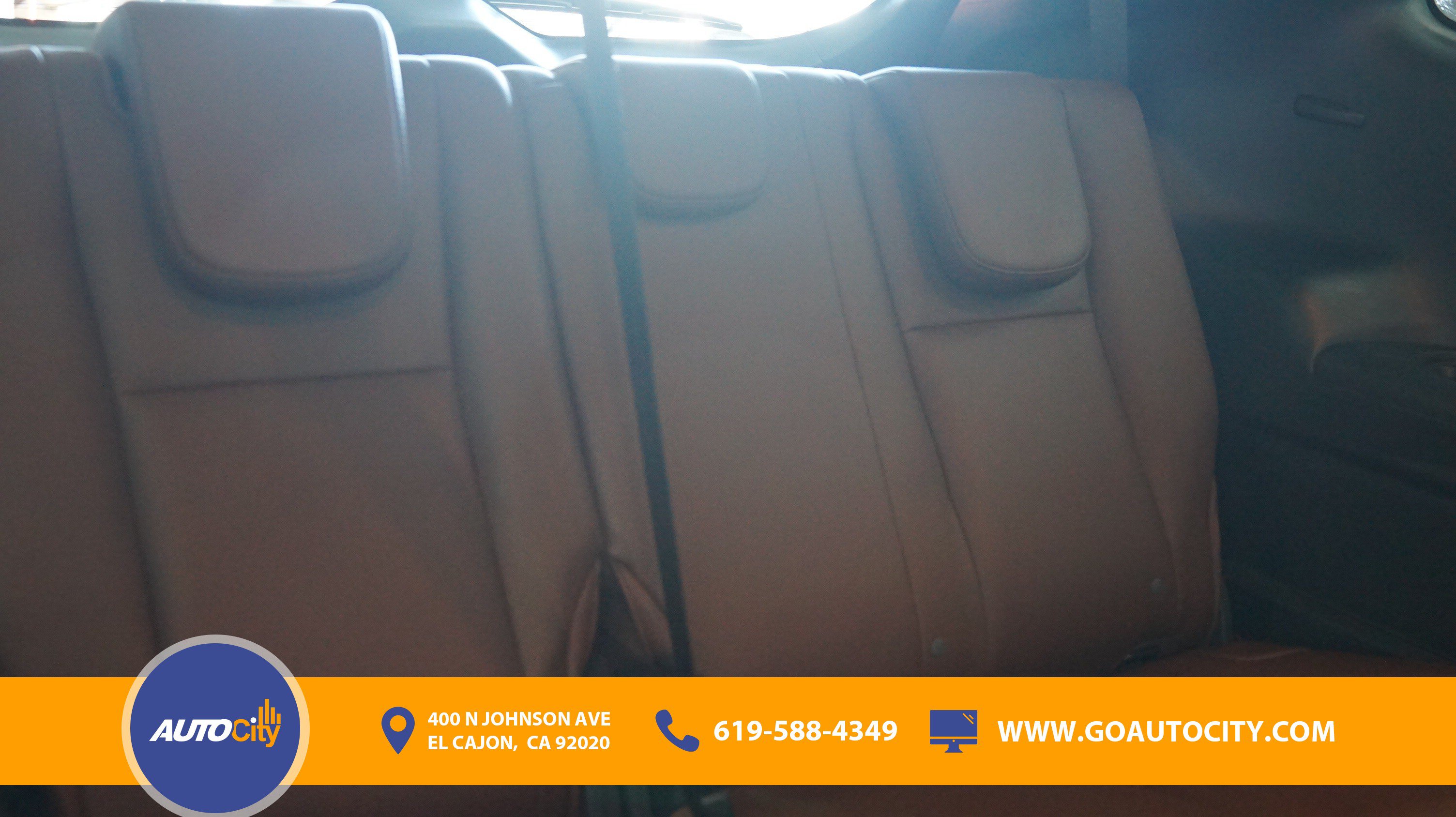 Used 2019 Subaru Ascent Touring AWD/4WD image 14