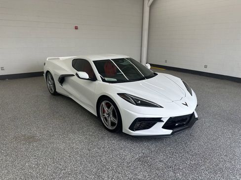 Used 2024 Chevrolet Corvette Stingray Coupe w/ Z51 Performance Package RWD image 4