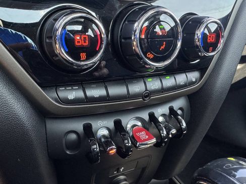 Used 2019 MINI Cooper Countryman FWD image 15