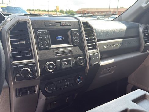 Used 2020 Ford F250 XL w/ STX Appearance Package image 13