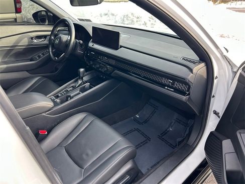 Used 2023 Honda Accord Sport image 26