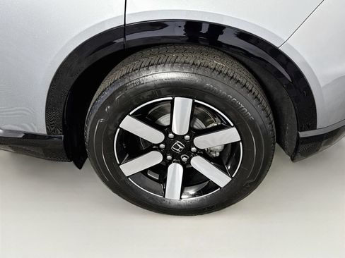 Used 2024 Honda Prologue Touring image 17