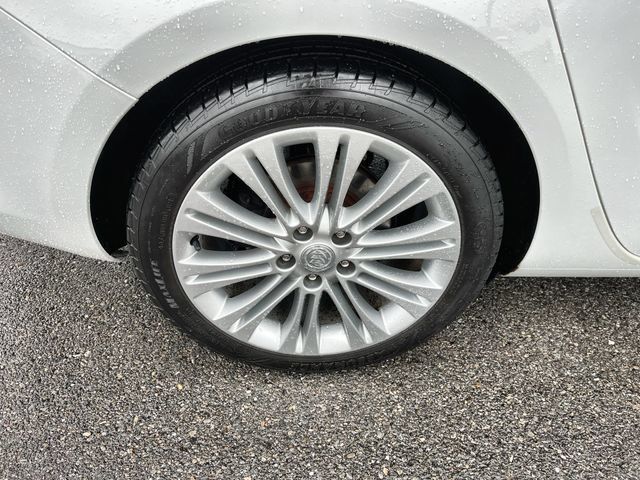 Used 2013 Buick Verano FWD image 19