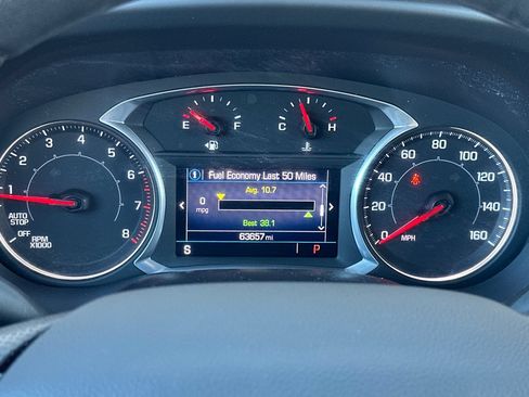 Used 2022 GMC Acadia SLE FWD image 29