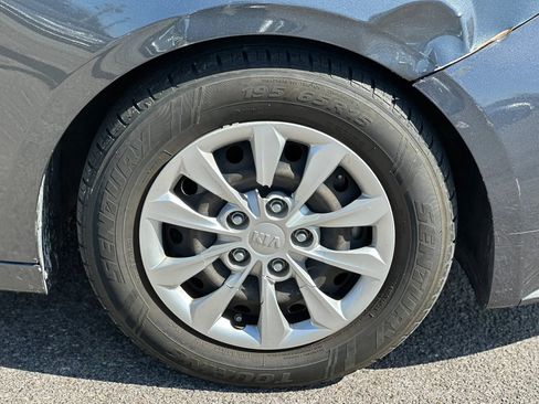 Used 2021 Kia Forte Sedan image 13