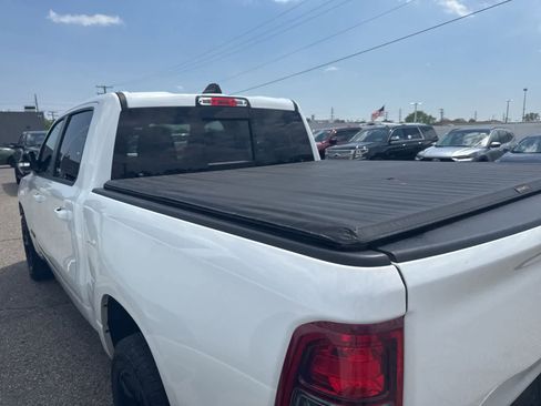 Used 2021 RAM 1500 Big Horn AWD/4WD image 19