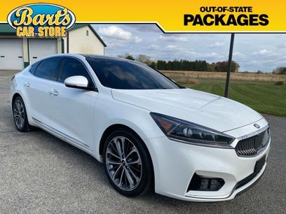 Used 2019 Kia Cadenza Technology