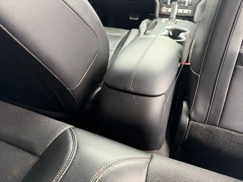 Used 2020 Ford Mustang Premium RWD image 34