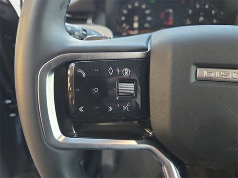 Used 2024 Land Rover Discovery Sport S image 17