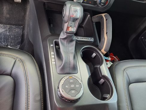 New 2026 Ford Bronco Badlands AWD/4WD image 14