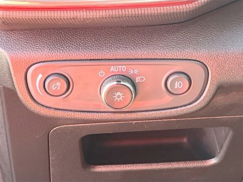 Used 2023 Chevrolet TrailBlazer RS image 10