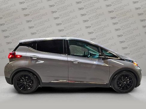 Used 2020 Chevrolet Bolt LT image 9