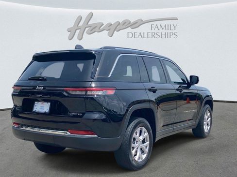 Used 2022 Jeep Grand Cherokee Limited AWD/4WD image 3