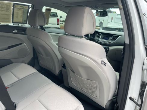 Used 2017 Hyundai Tucson Value FWD image 25