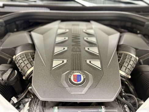 Used 2025 BMW ALPINA XB7 image 74