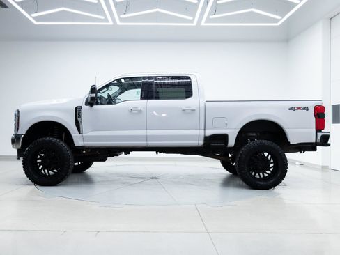 Used 2024 Ford F250 Lariat image 7