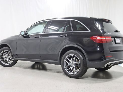 Used 2017 Mercedes-Benz GLC 300 4MATIC w/ Premium 2 Package image 9