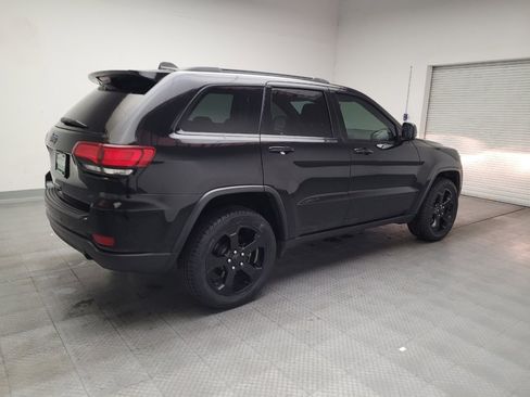 Used 2019 Jeep Grand Cherokee Laredo image 10
