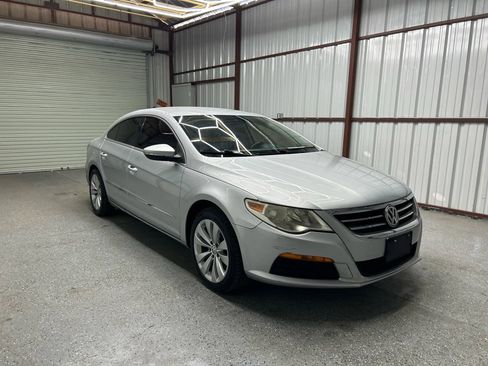 Used 2011 Volkswagen CC Sport image 1