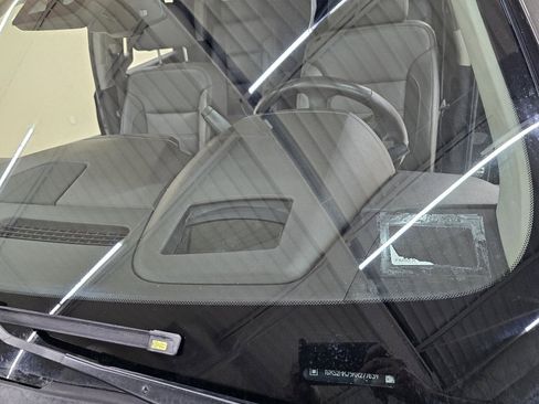 Used 2019 GMC Yukon XL Denali w/ Open Road Package image 46