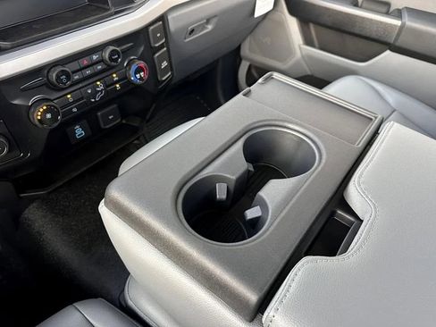 New 2025 Ford F550 4x4 Regular Cab Super Duty w/ XL Chrome Package image 25