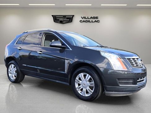 Used 2015 Cadillac SRX Luxury w/ Driver Awareness Package image 7