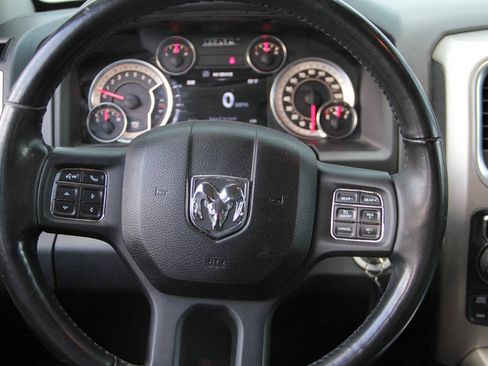 Used 2017 RAM 1500 Big Horn AWD/4WD image 16