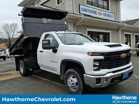 New 2026 Chevrolet Silverado 3500 W/T w/ WT Convenience Package AWD/4WD image 1