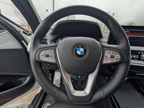 Used 2025 BMW X4 xDrive30i w/ Premium Package image 10