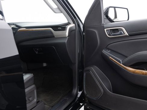 Used 2016 GMC Yukon Denali w/ Open Road Package image 32