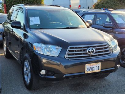 Used 2010 Toyota Highlander SE